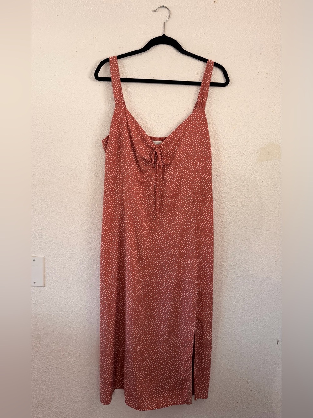 Abercrombie & Fitch Rust Dot Tie-Front Maxi Dress